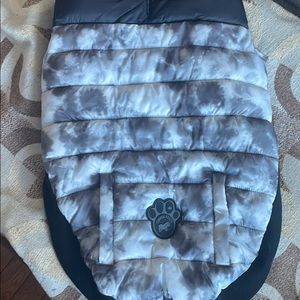 NWT Gray and white tie-dyed puffer dog vest